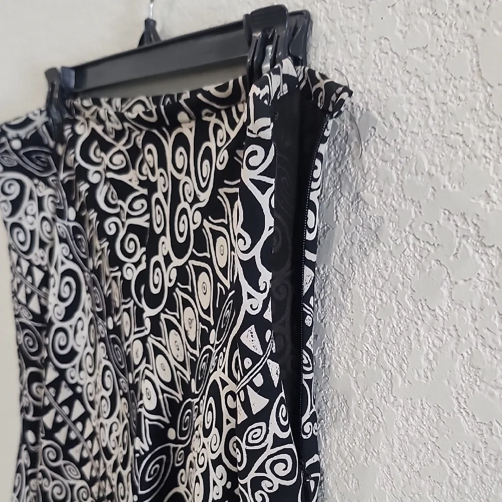 Norton McNaughton Flowy Black White A-Line Boho Geometric Skirt Flowy 10